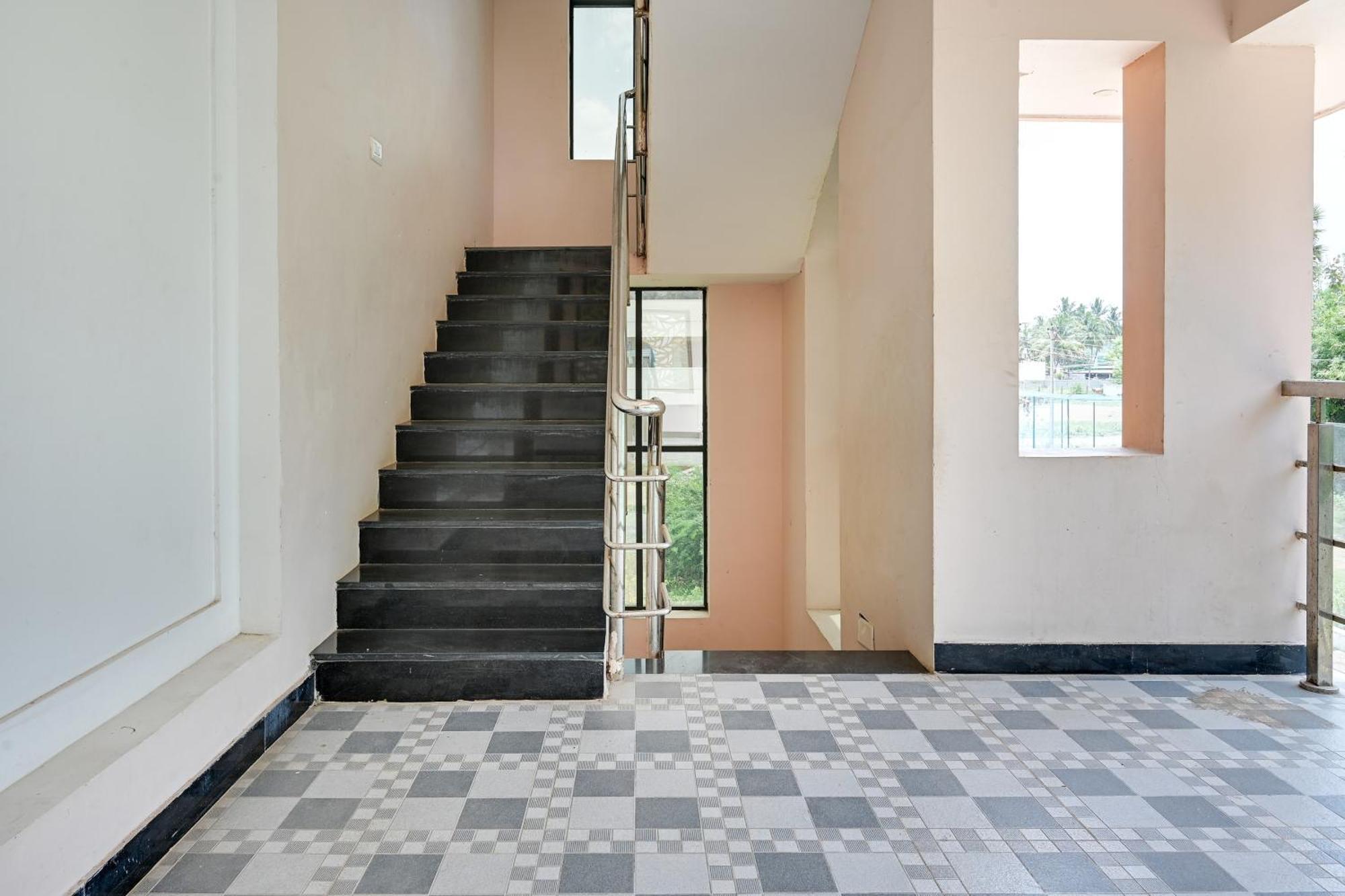 Hotel O Sharin Service Apartments Suramangalam 외부 사진